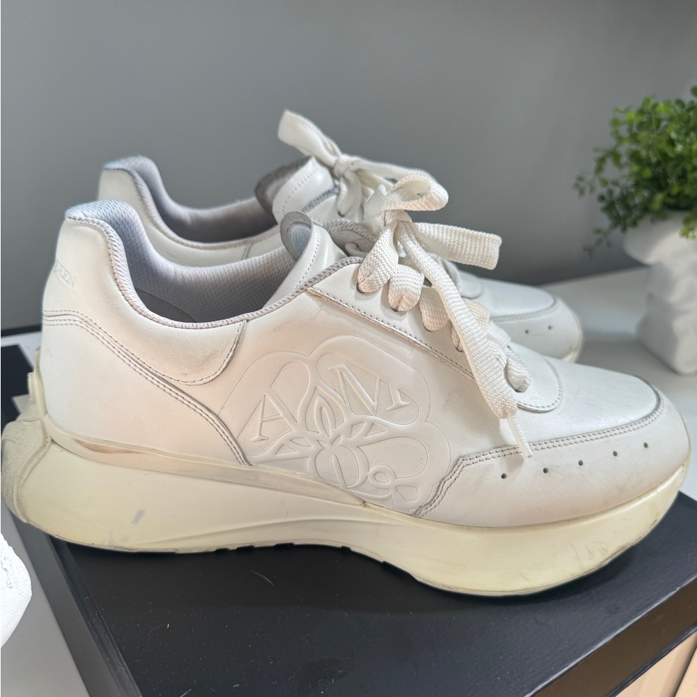 Men’s Alexander McQueen White Platform Lace-Up Sneakers